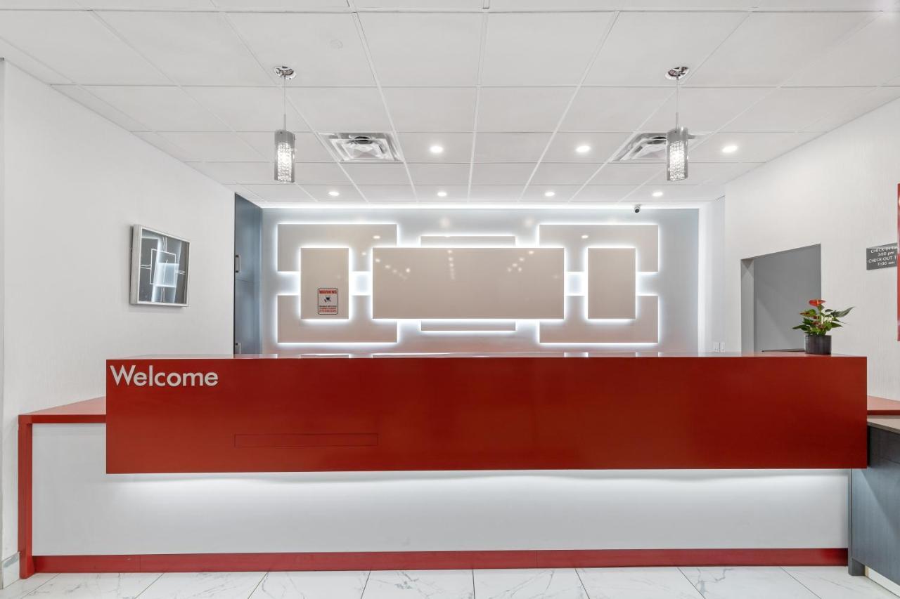 Emerald Hotel & Suites Calgary Airport Εξωτερικό φωτογραφία